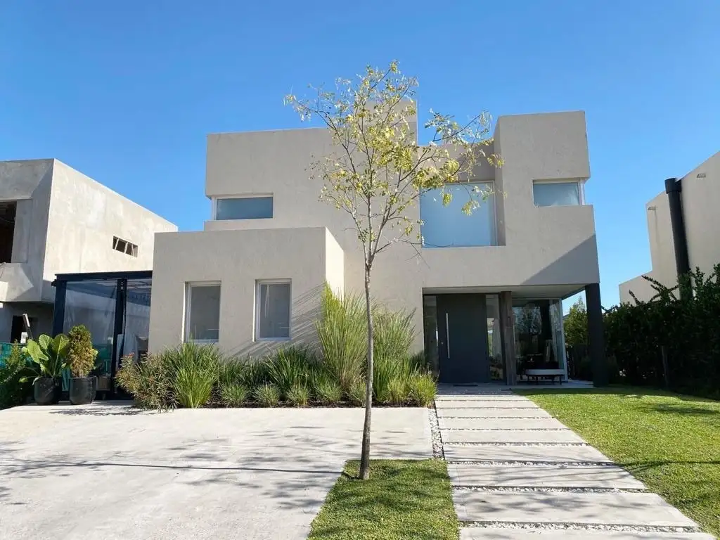 Casa Quinta  en Alq. Temporario en Nordelta, Tigre, G.B.A. Zona Norte