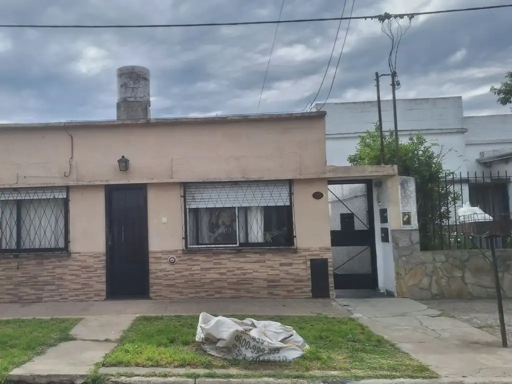 PH DE UN DORMITORIO EN VENTA, LA PLATA