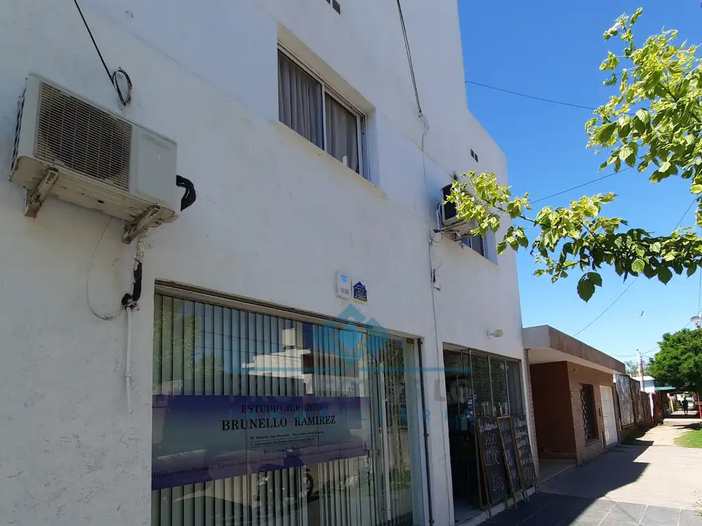 VENTA-COMPLEJO DE 3 DEPTOS Y 2 LOCALES-JESÚS MARÍA