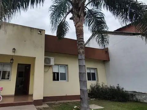 Casa Venta en Yerba Buena de 3 Dor en Barrio Cerrado !