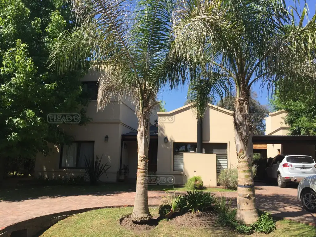 Casa en Venta San Patricio, Zona Oeste