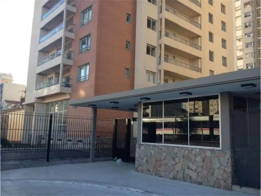 VENTA DE DEPARTAMENTO 2 AMBIENTES CON BALCÓN