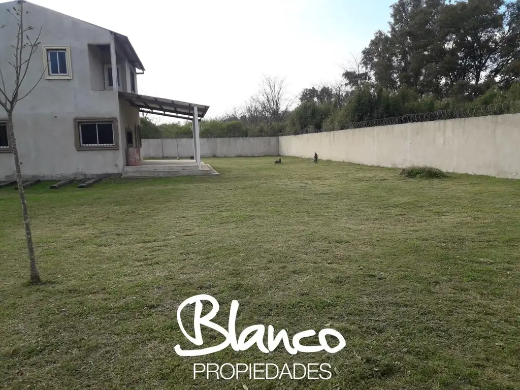 Casa  en Venta en La Lonja, Pilar, G.B.A. Zona Norte - BLA1249_LP535179_2