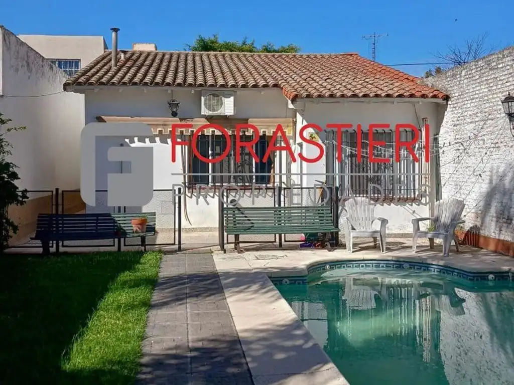 EXCELENTE CASA EN VENTA VICTORIA 4 AMBIENTES