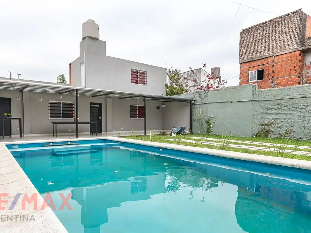 VENTA CASA 2 AMBIENTES CON PILETA SAN JUSTO