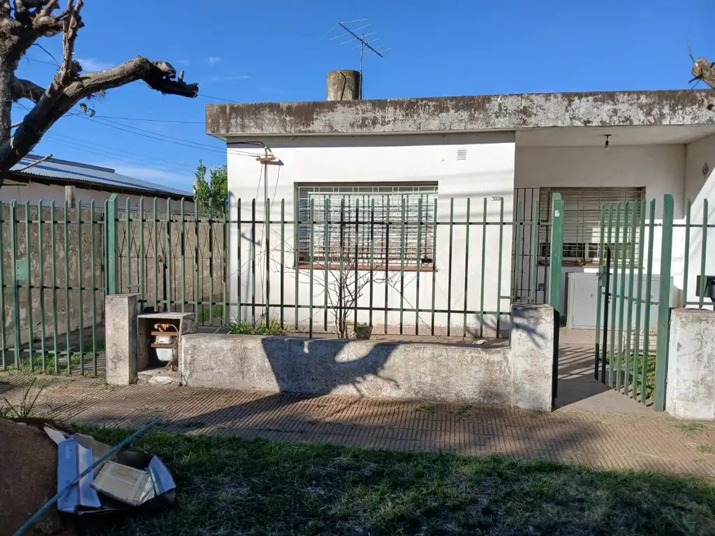 ¡Apta crédito! - Casa en venta en San Miguel