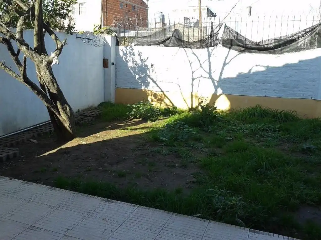 VENTA DEPTO TIPO CASA  CON ESPACIO VERDE MOZART Y ALEM QUILMES