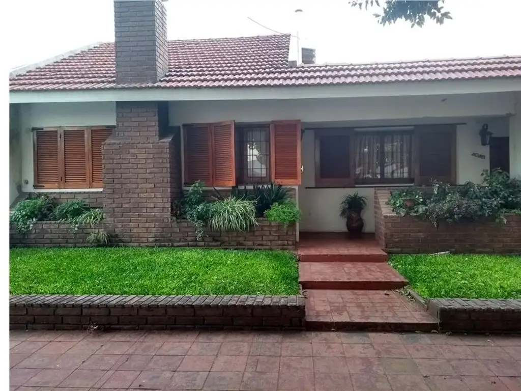 VENTA HERMOSA CASA EN PARQUE HORIZONTE ESCRITURA !