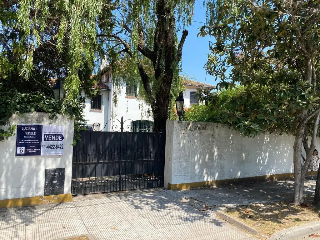 Venta o alquiler, Casa, 5 dormitorios, Jardín, Piscina, Acassuso, San Isidro