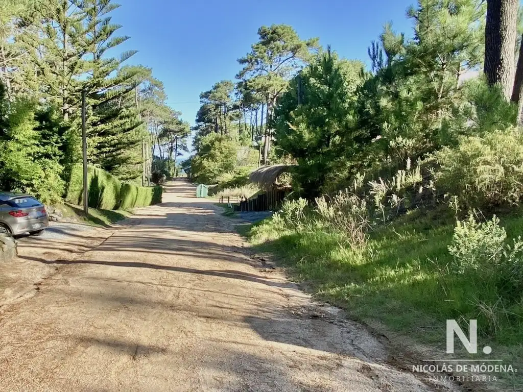 Lote a la venta en la barra