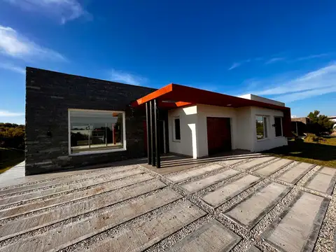 Casas en Venta en Costa Esmeralda - Inmuebles Clarín