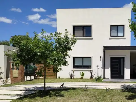 Casa  en Alquiler en Zelaya, Pilar, G.B.A. Zona Norte