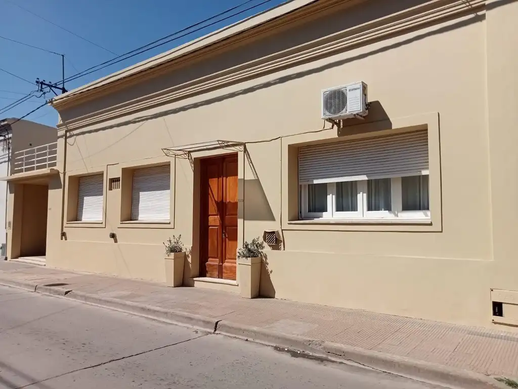 ARECO - CASA CENTRICA - DOBLE FRENTE -