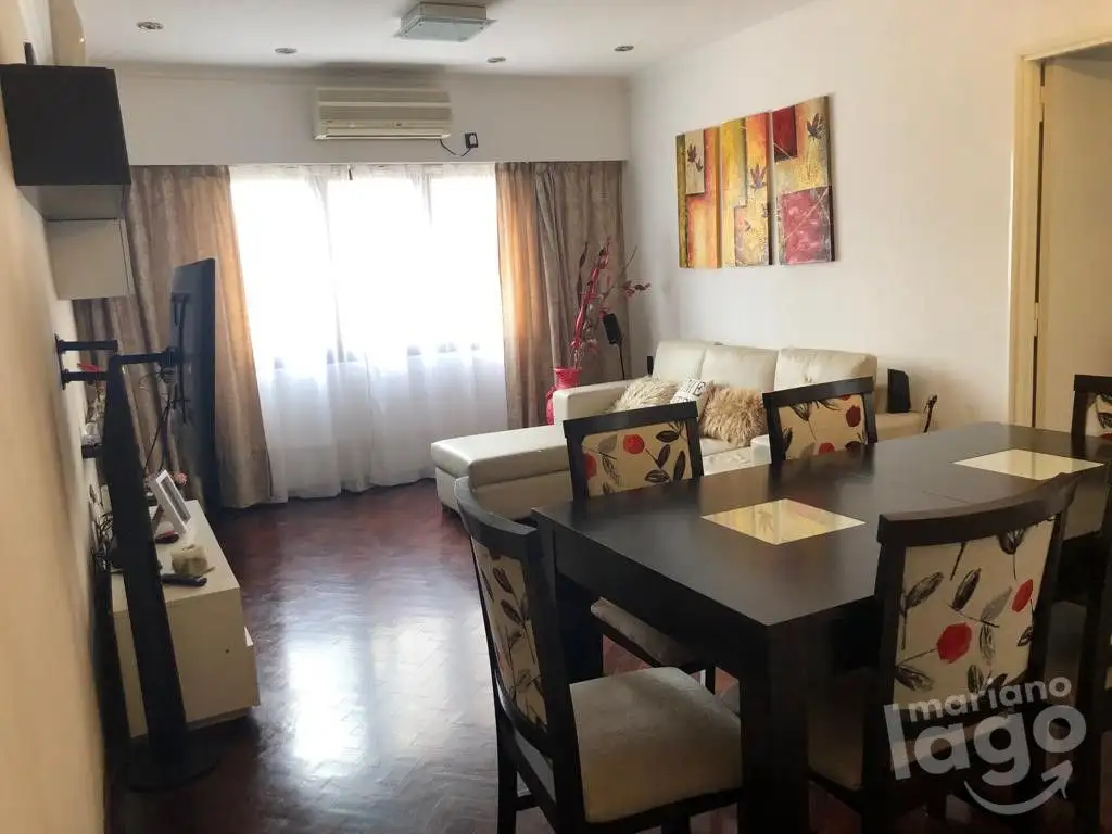 Departamento en venta de 2 dor con cochera Balcarce 1024 (Alquilado)