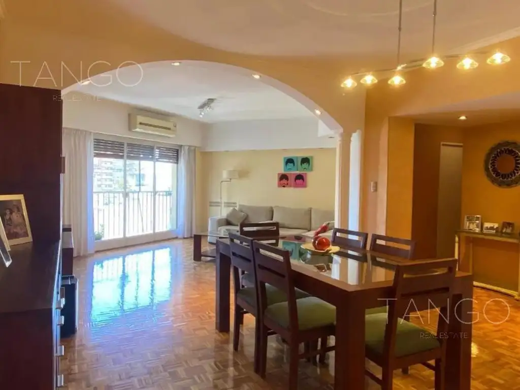 Venta Departamento 4 Ambientes en Caballito Con Balcón al Frente Cochera Baulera Escritorio