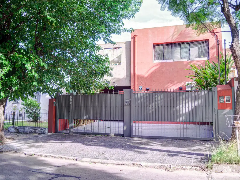 Casa en San Isidro, Avellaneda 590