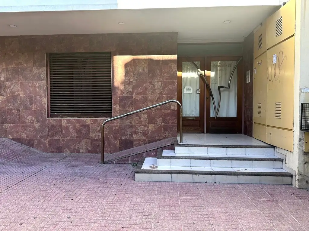 VENTA DEPTO RIO CUARTO 1 DORM MICRO CENTRO