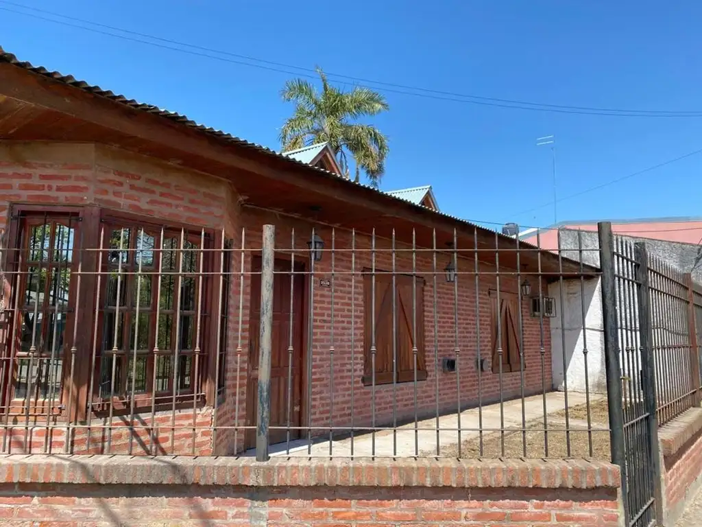 CASA EN VENTA ZARATE