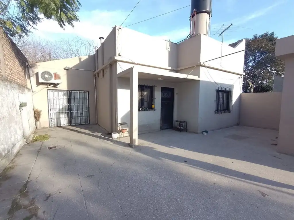 Venta Casa 4 Ambientes -Patio General-San Martin