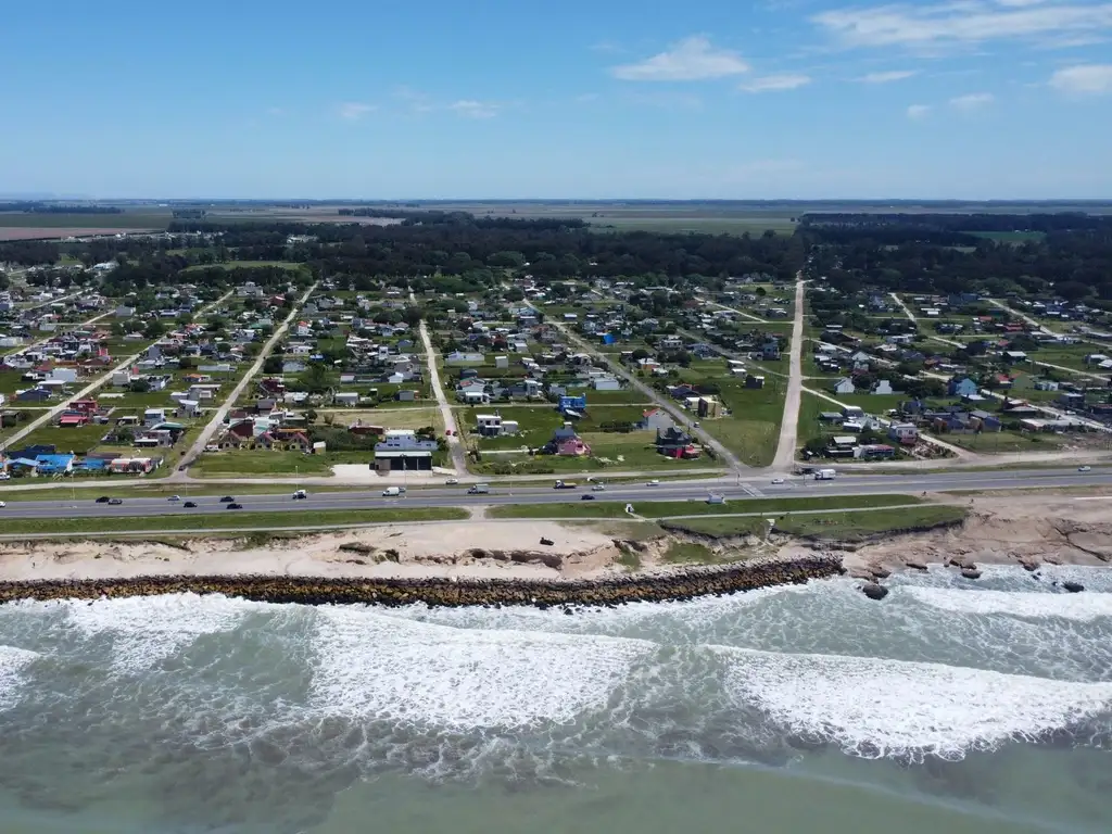 Venta Lote Frente Mar a Metros de la Playa