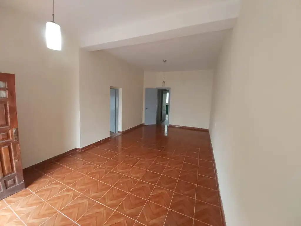 Casa en Venta - Con renta