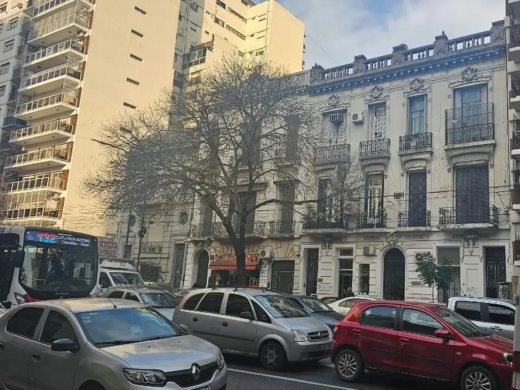 Terreno en  venta en Av Rivadavia al 4100 - Almagro