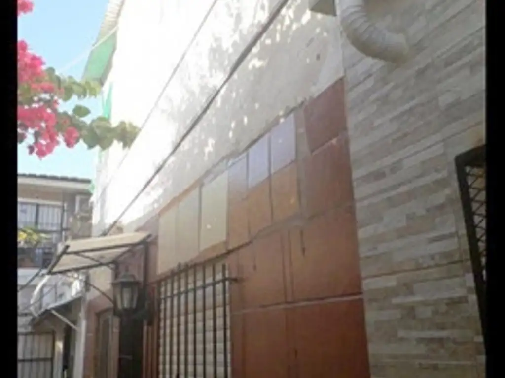 Duplex En Venta En Haedo Norte