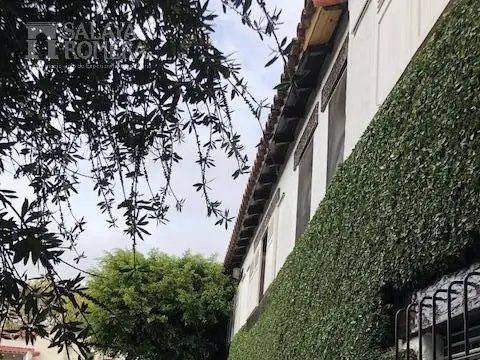 Casa en Venta con cochera