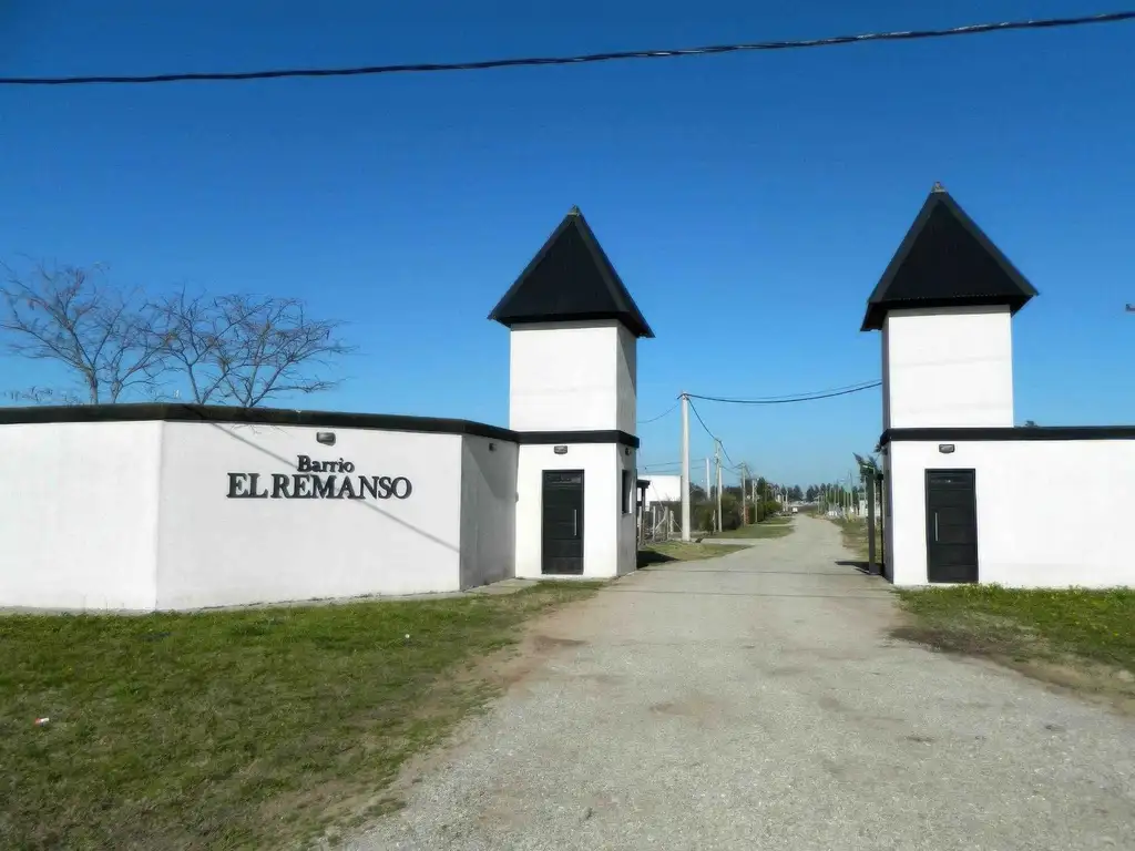 Terreno en venta - 680mts2 - El Remanso, Lisandro Olmos Etcheverry, La Plata