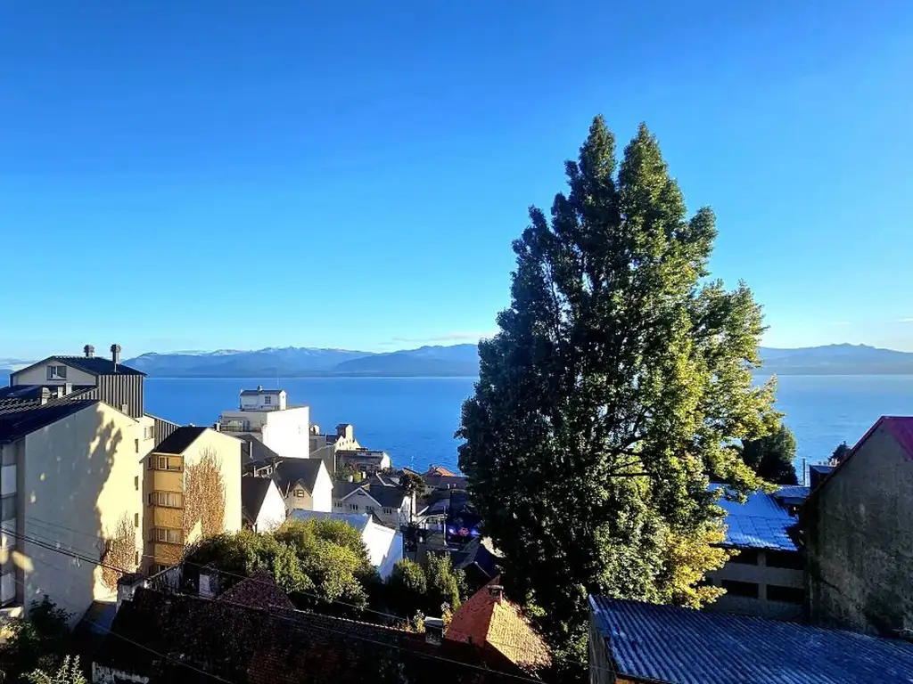 Depto 2 dormitorios - Vista al lago - Belgrano, Bariloche