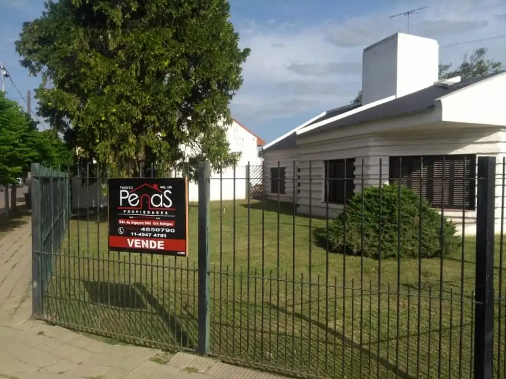 CASA EN VENTA EN GRAL. RODRIGUEZ - PENAS PROPIEDADES