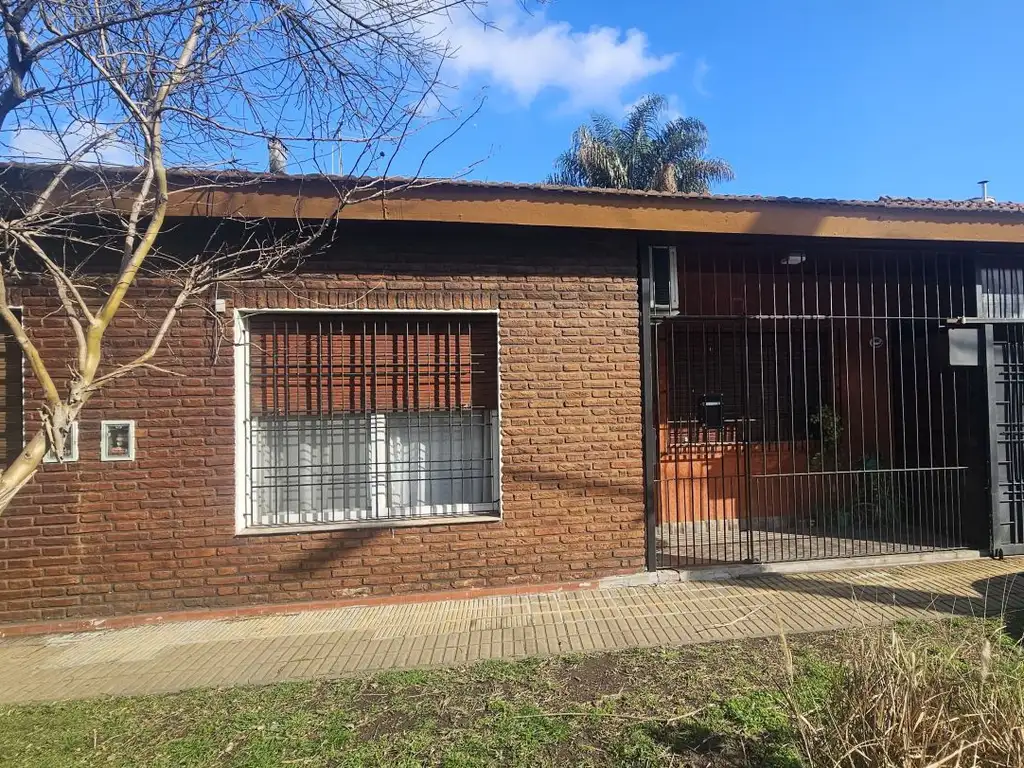 Venta Casa 3 ambientes Ituzaingó Norte, Villa Ariza