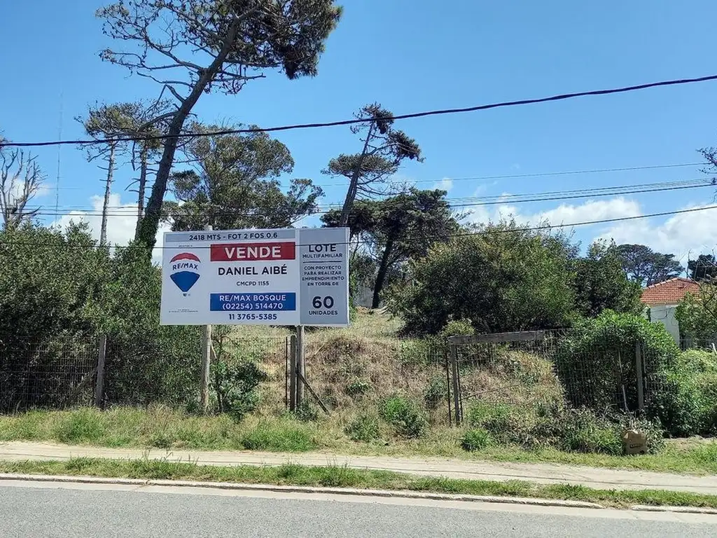 VENTA Lote con proyecto en Villa Gesell Centro