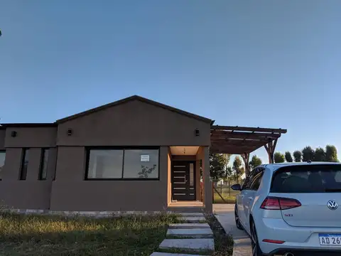 Casa en Venta Ubicada en Santa Elena - Pilar Del Este - Foto 0