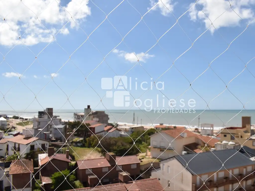 Departamento de 2 ambientes con vista al mar Zona Muelle