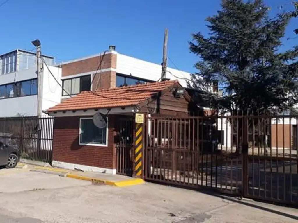 Depósito - Barrio Garin Norte