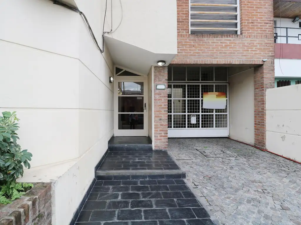 VENTA  DEPARTAMENTO 2 AMBIENTES  CONTRAFRENTE  LUMINOSO  VILLA BALLESTER