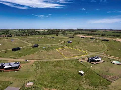 Lote en laguna de las pampas barrio cerrado