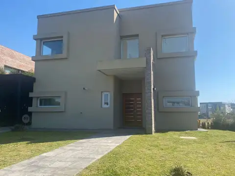 Casa en alquiler en Puertos Araucarias - Foto 0