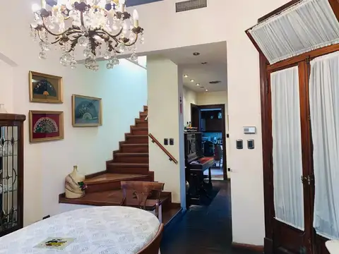 Venta casa en PA ideal uso institucional - ZEBALLOS Y PARAGUAY