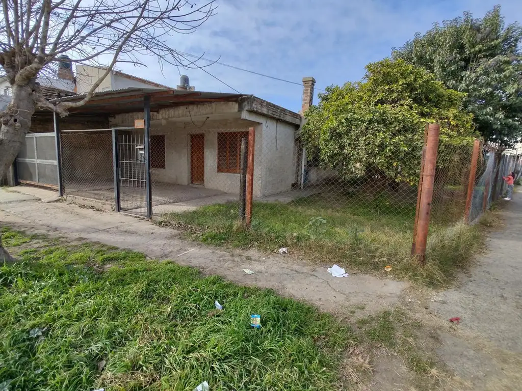 Casa  en venta en  Gonzalez Catan