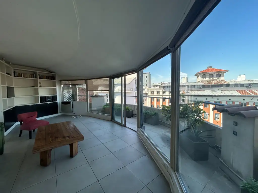 DUPLEX ALTO 110 M2 RODEADO DE BALCONES CON COCHERA FIJA EN ALQUILER - AMOBLADO Y EQUIPADO - PALERMO