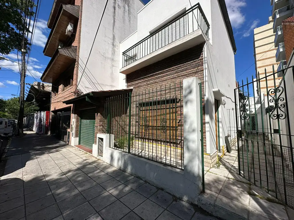 Alquiler Casa a estrenar 3 dormitorios, 158m2, 1 cochera, Alsina 1100, San Fernando Argenprop