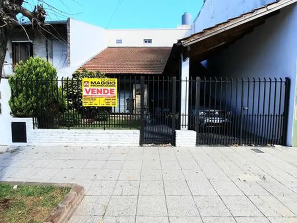 CASA VENTA RAMOS MEJIA SUR