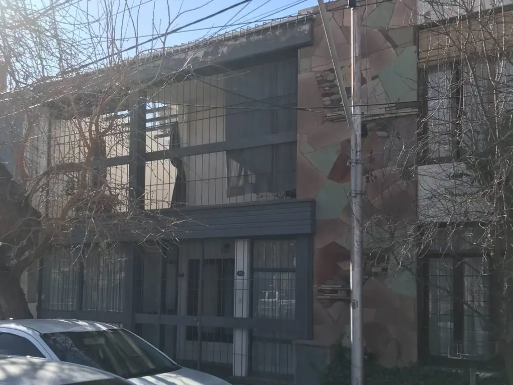 CASA A LA VENTA BARRIO BOMBAL MENDOZA