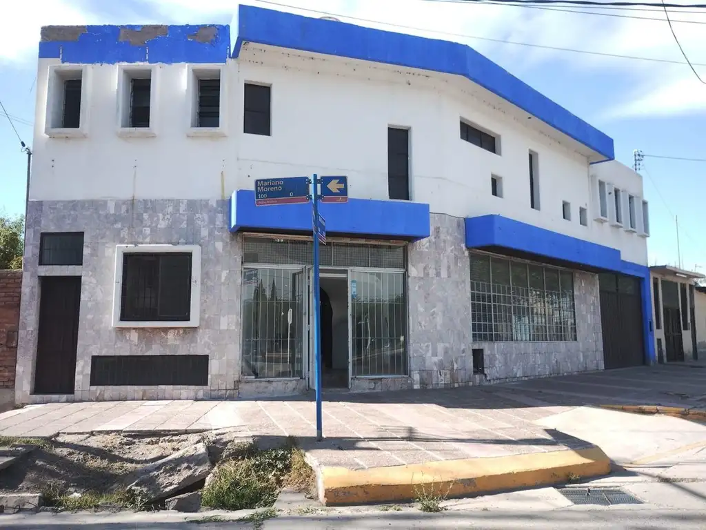 Casa Local comercial 6 priv  2 plantas Gllen