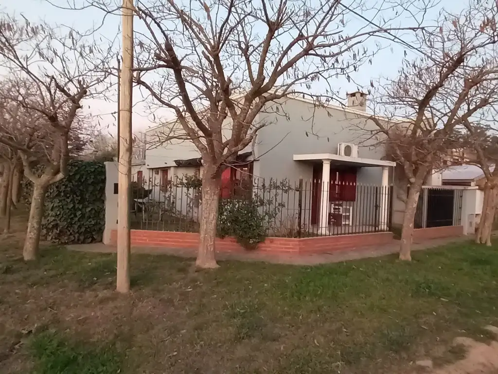 Casa en partido de Lobos