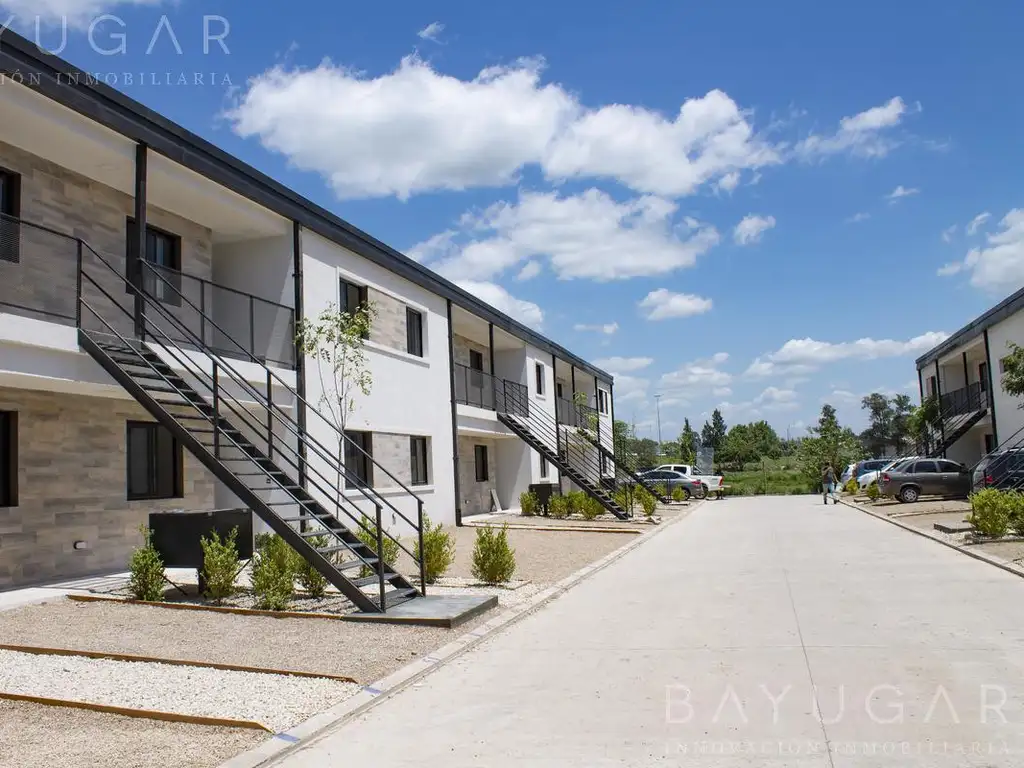 Departamento con Jardín entrega inmediata - La Cañada Village II - Bayugar Negocios Inmobiliarios