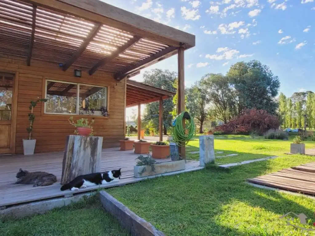 Venta de casa 3 ambientes con terreno de 5.000m2 en  Country La Cecilia Carlos Keen Lujan