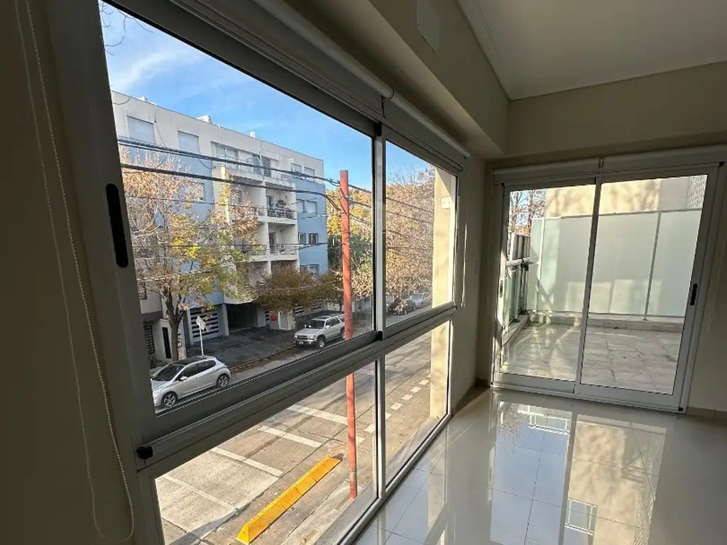 SEMIPISOS 3 AMB CON BALCON ATERRAZADO , TAMBIEN OPCION PATIO Y DE 92 M2